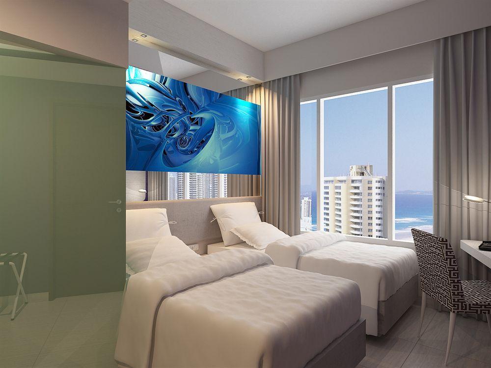 G Suites Hotel By Amithya 泗水 外观 照片
